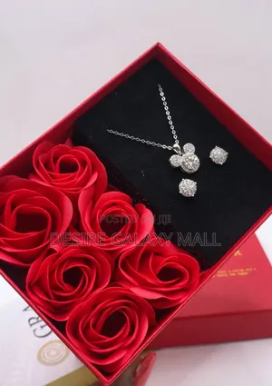VVS Moissanite Diamond Female Set 