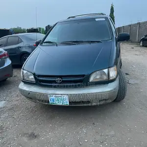 Toyota Sienna LE 2003 Green