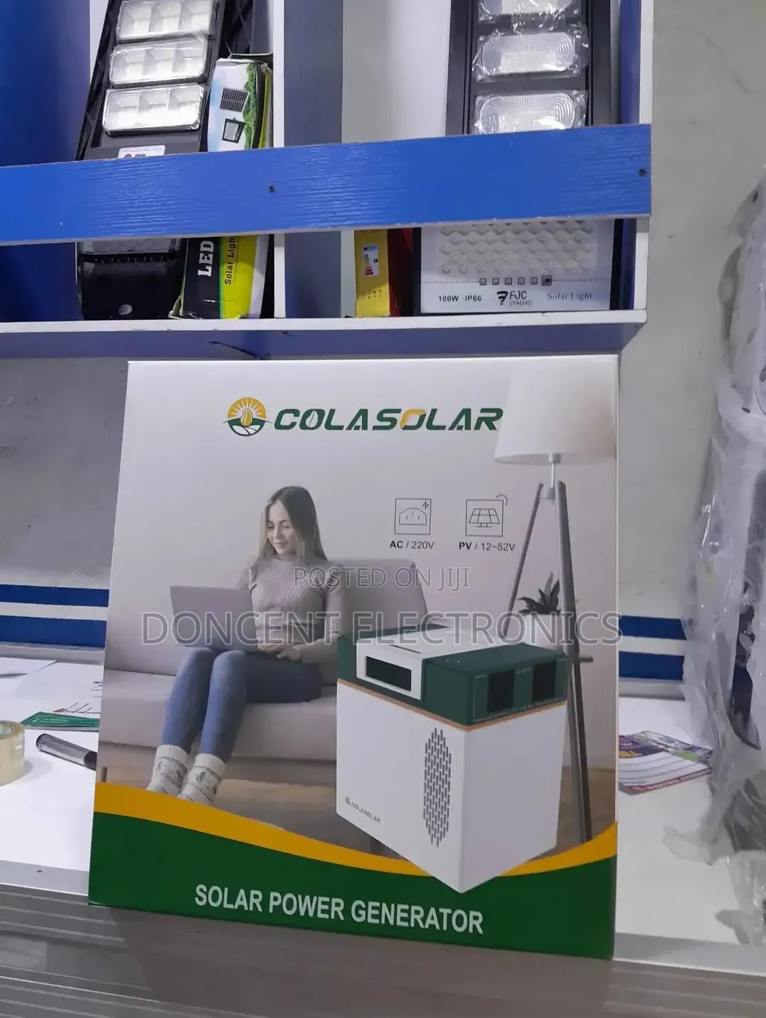 Cola 1000 Solar Generator 200w 1kwh Lithium Battery