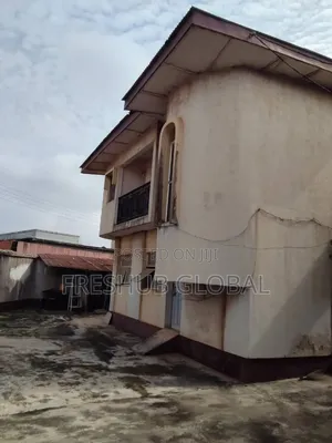 3bdrm Block of Flats in Baruwa for sale