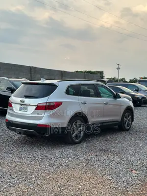 Hyundai Santa Fe Limited 4dr SUV AWD (3.3L 6cyl 6A) 2015 Gray