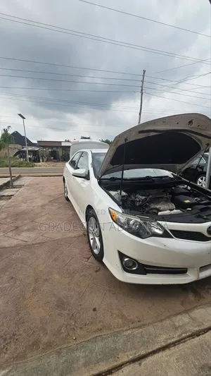 Toyota Camry 2014 White