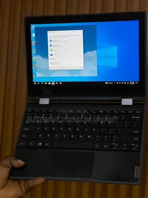 Laptop Lenovo 300e 4GB Intel Core i5 SSD 128GB