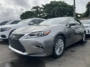 Lexus ES 2015 Gold