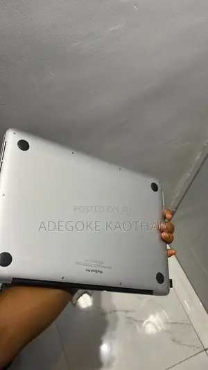 Laptop Apple MacBook Pro 2015 32GB Intel Core i5 SSHD+SSD 32GB