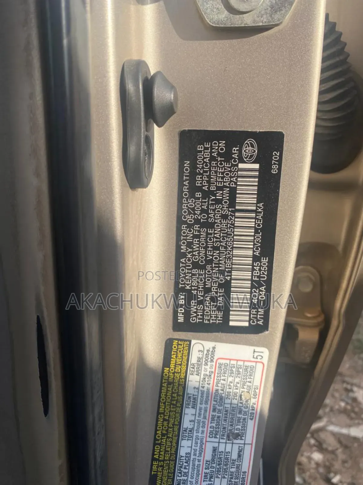 Toyota Camry 2005 Gold