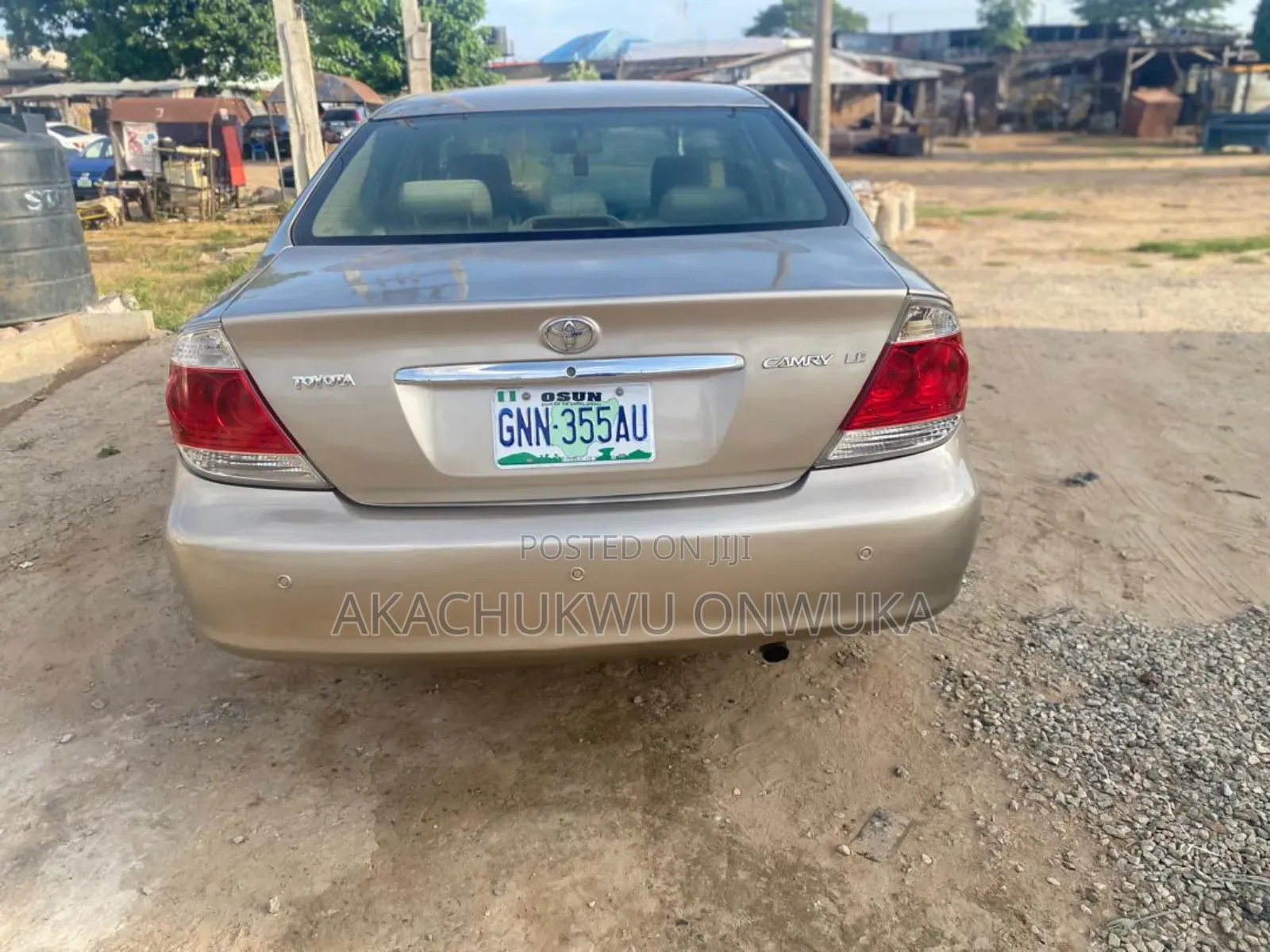 Toyota Camry 2005 Gold
