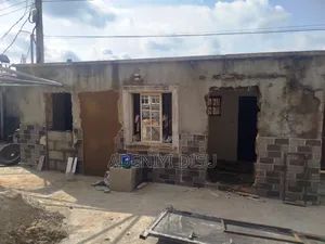 Studio Apartment in Akoka for rent