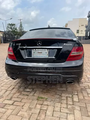 Mercedes-Benz C300 2013 Black