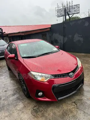 Toyota Corolla S 4dr Sedan (1.8L 4cyl CVT) 2015 Red