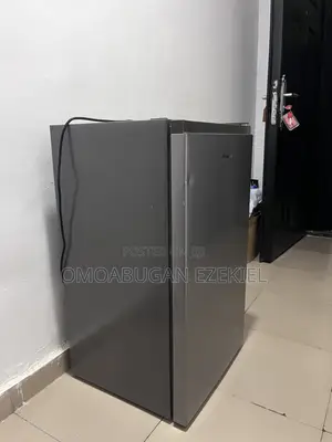 Clean Hisense 90l Tabletop Fridge – Abule Egba