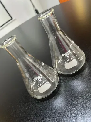 Pyrex Erlenmeyer (Conical) Flask, Narrow Neck, 100 Ml Material
