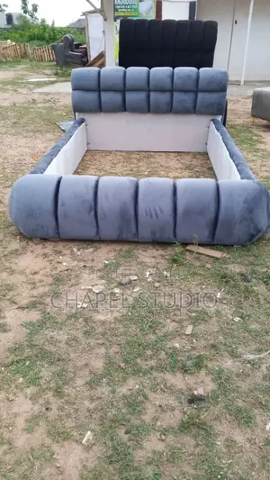 Bedframe Bubble 4by6 Pallet