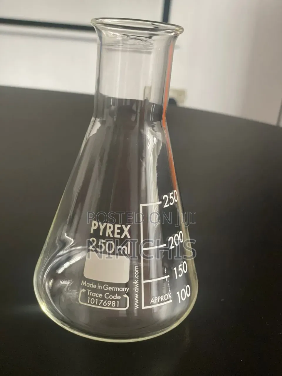 Pyrex Erlenmeyer (Conical) Flask, Narrow Neck, 250ml Material