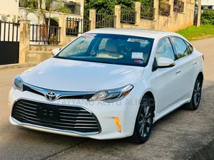 Toyota Avalon 2017 White