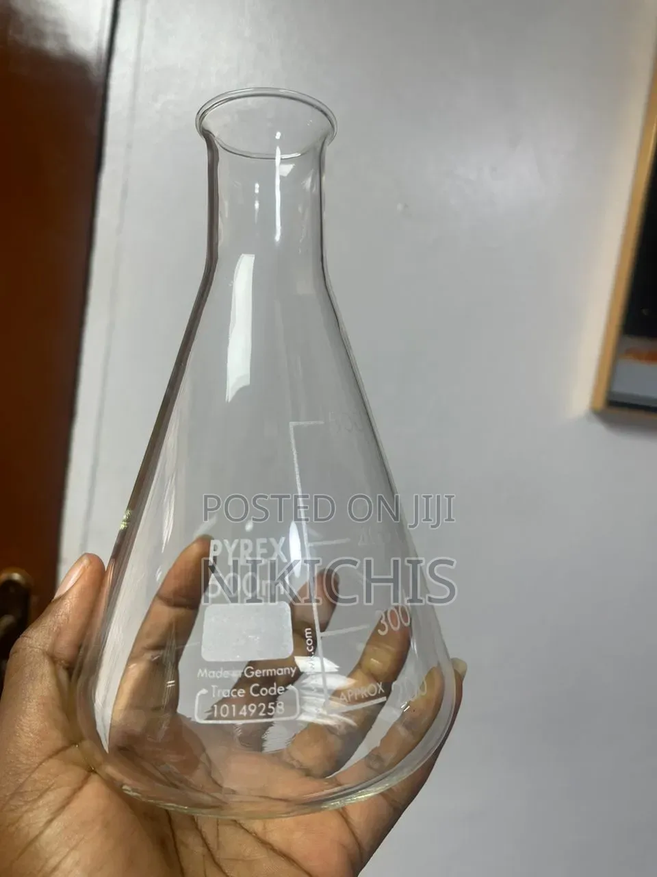 Pyrex Erlenmeyer Conical Flask, Narrow Neck, 500 Ml