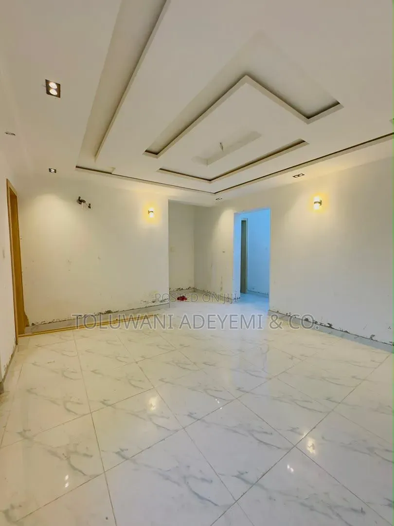 3 Bedroom Apartments in Yaba