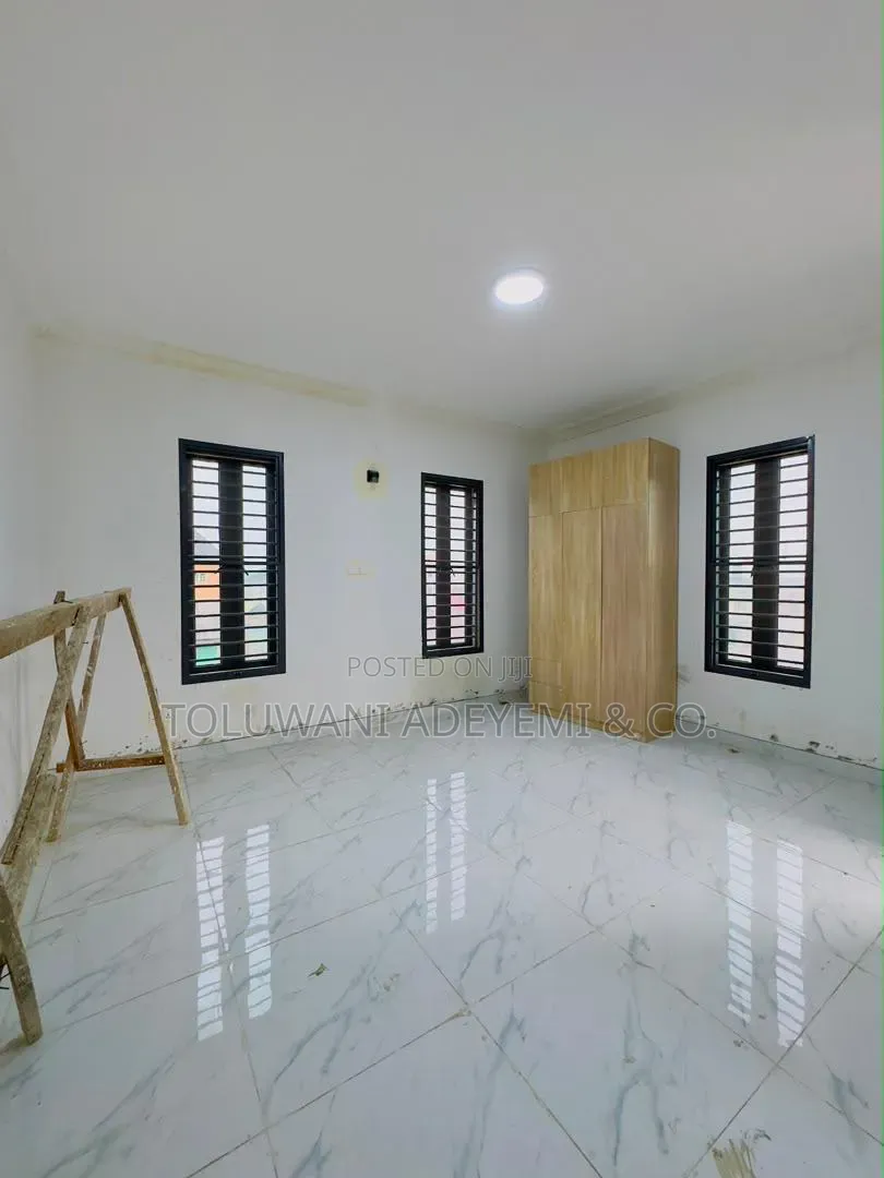 3 Bedroom Apartments in Yaba