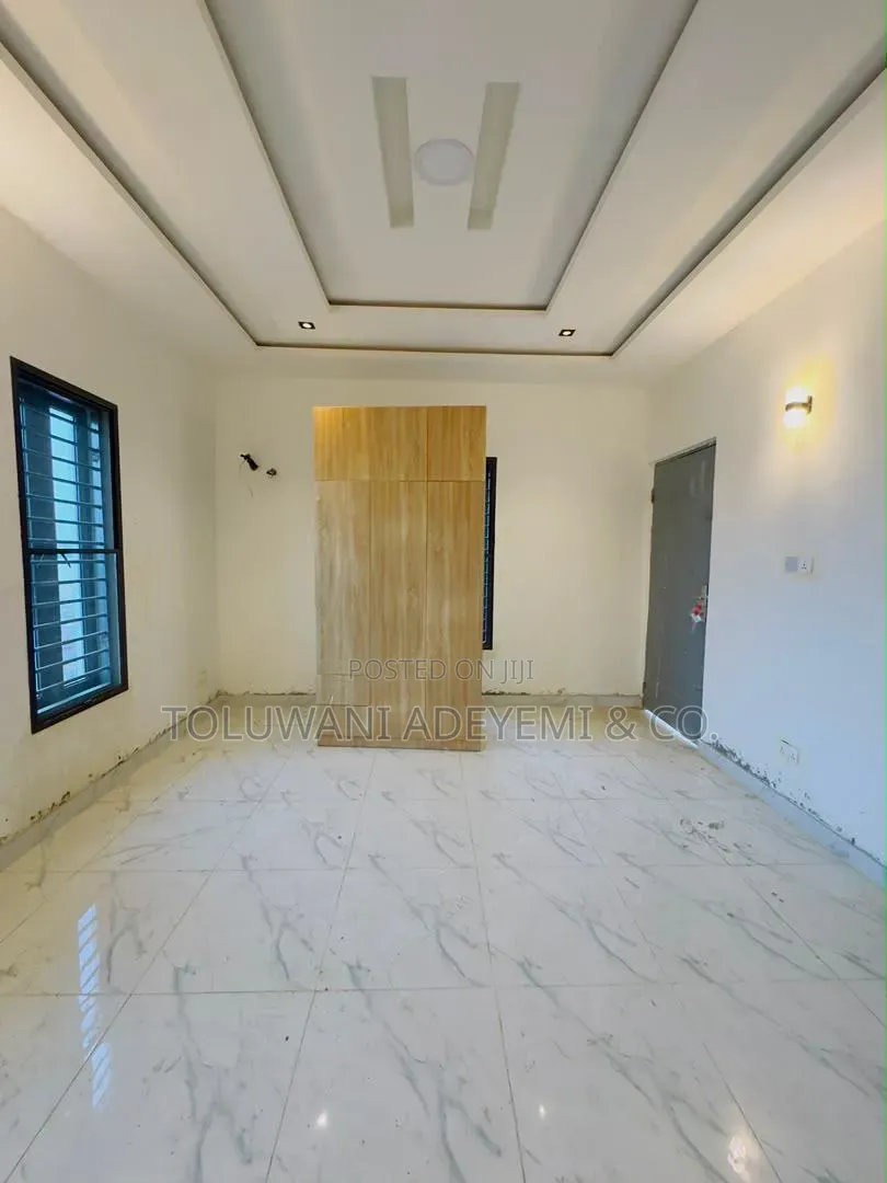 3 Bedroom Apartments in Yaba