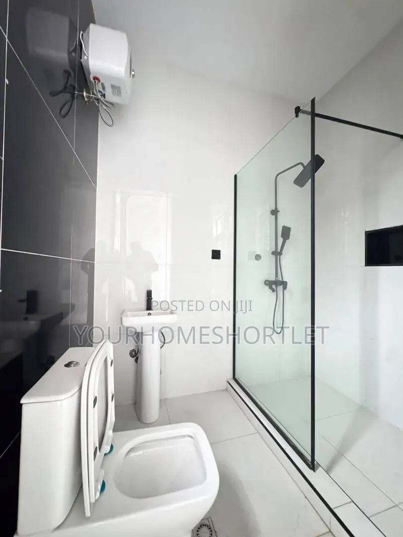 Stunning 4 Bedroom Detached Duplex With Bq