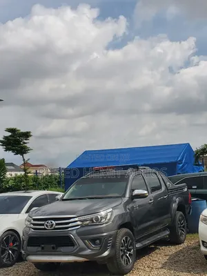 Toyota Hilux 2014 White