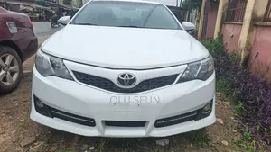 Toyota Camry 2012 White