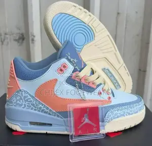 Travis Scott X Air Jordan 3