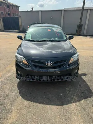 Toyota Corolla 2012 Black