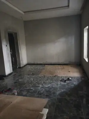 1bdrm Block of Flats in Estate Apo, Zone B for rent