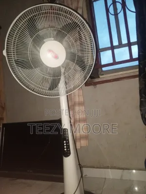 18" Rechargeable Fan