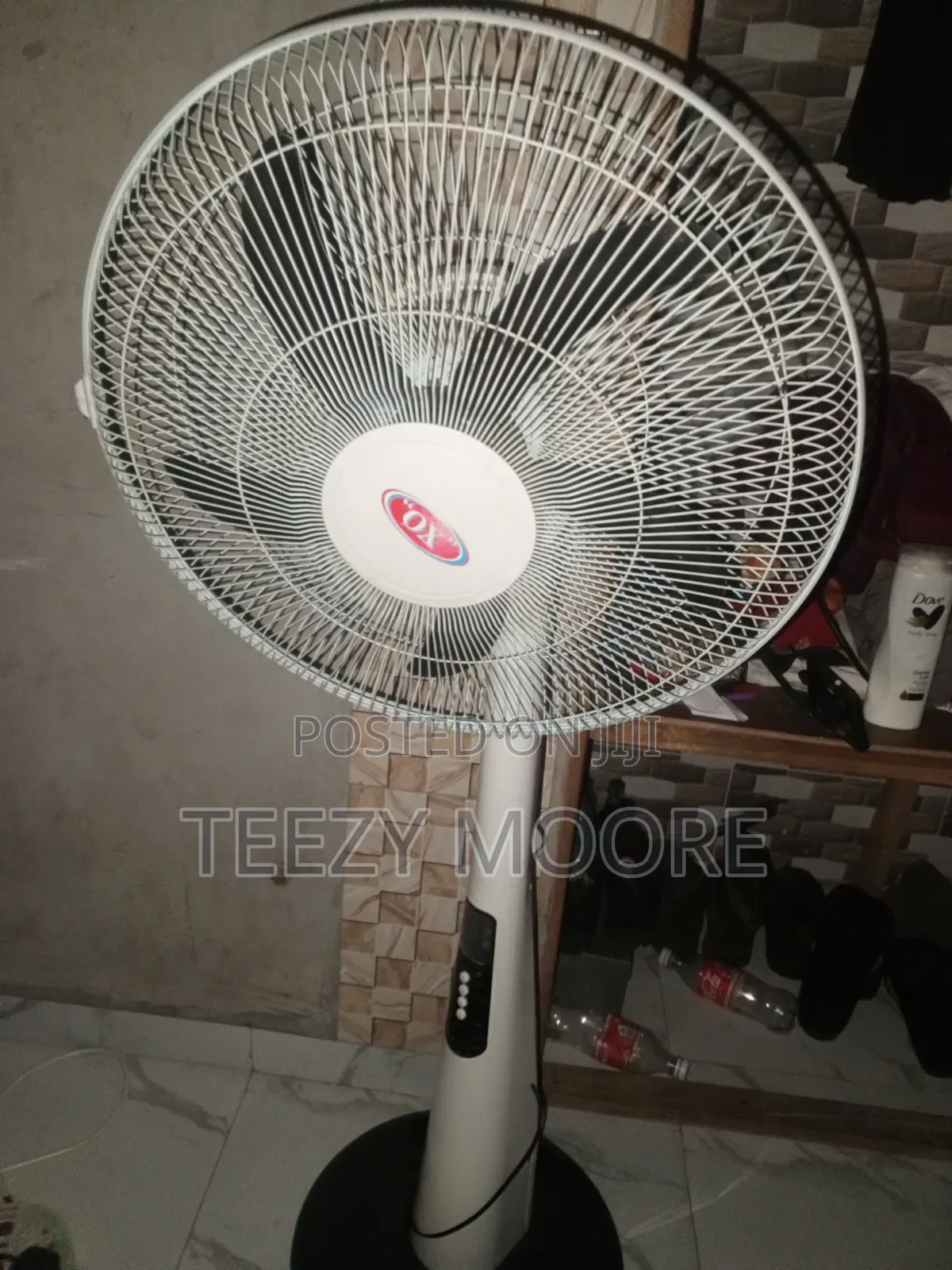 18" Rechargeable Fan