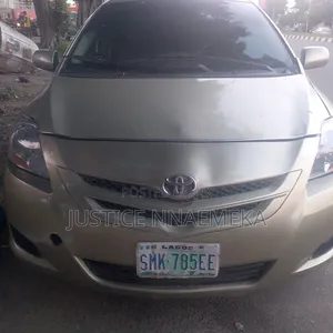 Toyota Yaris 2007 Gold
