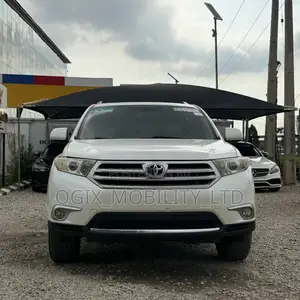 Toyota Highlander 2012 White