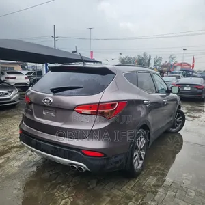 Hyundai Santa Fe 2015 Gray