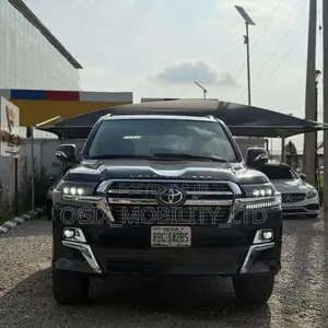 Toyota Land Cruiser 4.5 V8 VXR 2010 Black