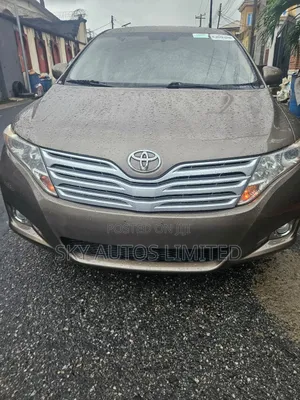 Toyota Venza AWD 2011 Brown