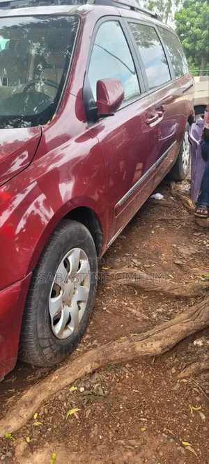 Hyundai Elantra 2006 Red