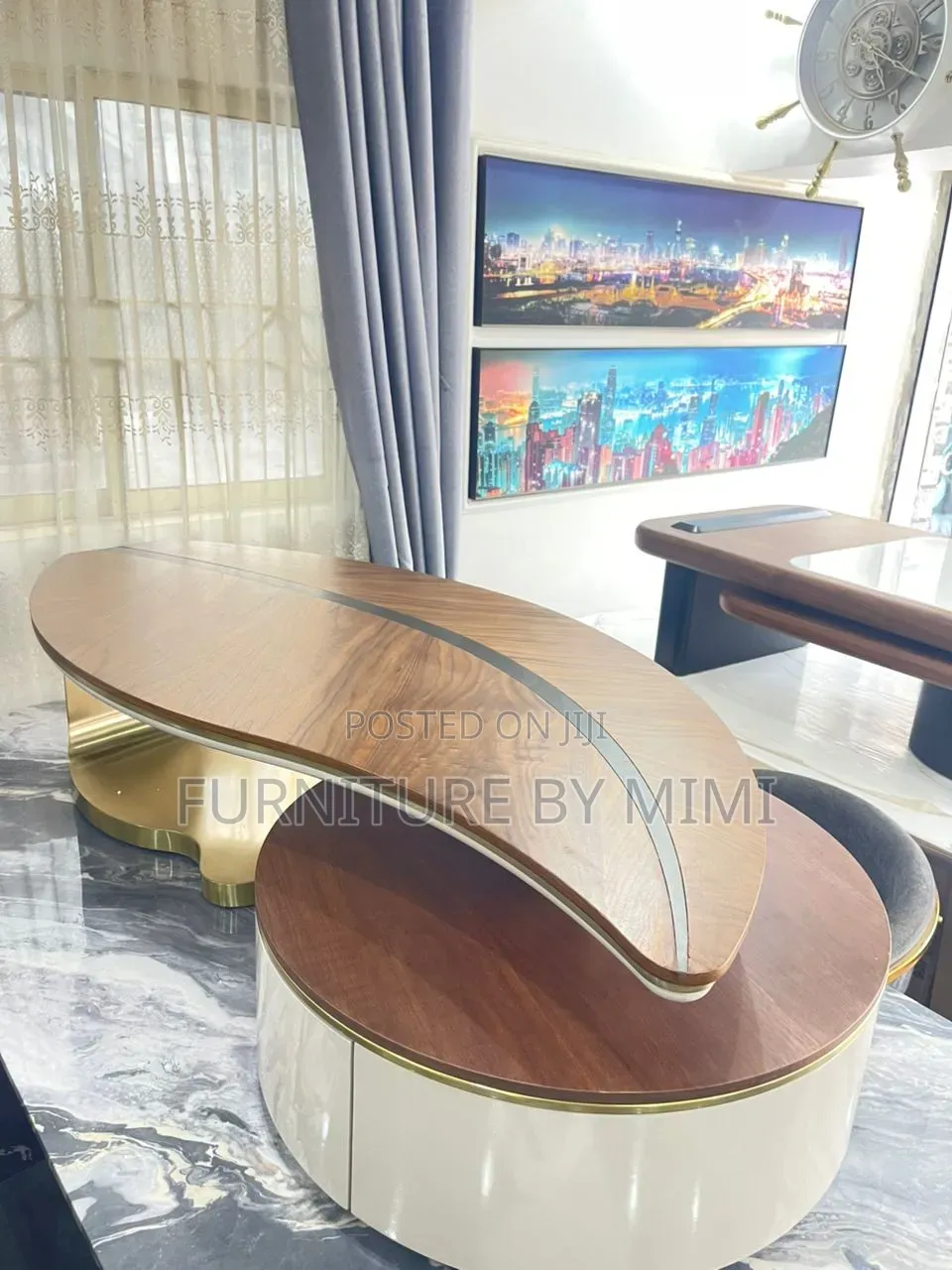 Modern Leaf-Shaped Nesting Center Table Set With Storage Drawers.