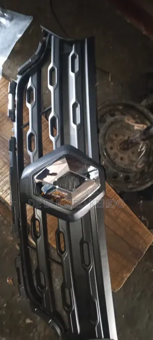 Front Grille Renault Duster 2019
