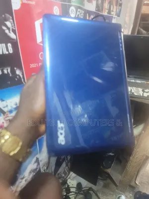 Laptop Acer 2GB HDD 160GB