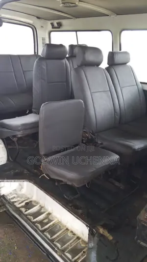Toyota HiAce 1995 White