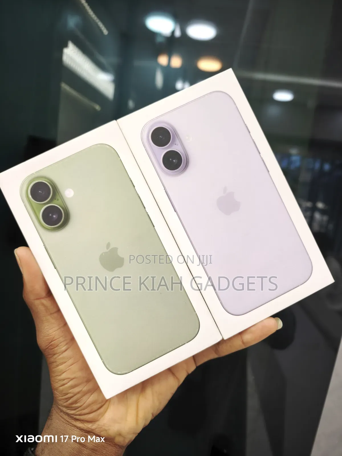 New Apple iPhone 17 256 GB Green