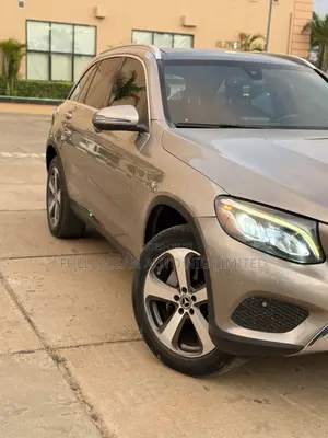 Mercedes-Benz GLC-Class 2019 Gold