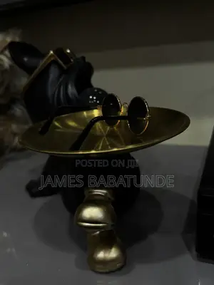 Black Figurine Tray Decorations Top