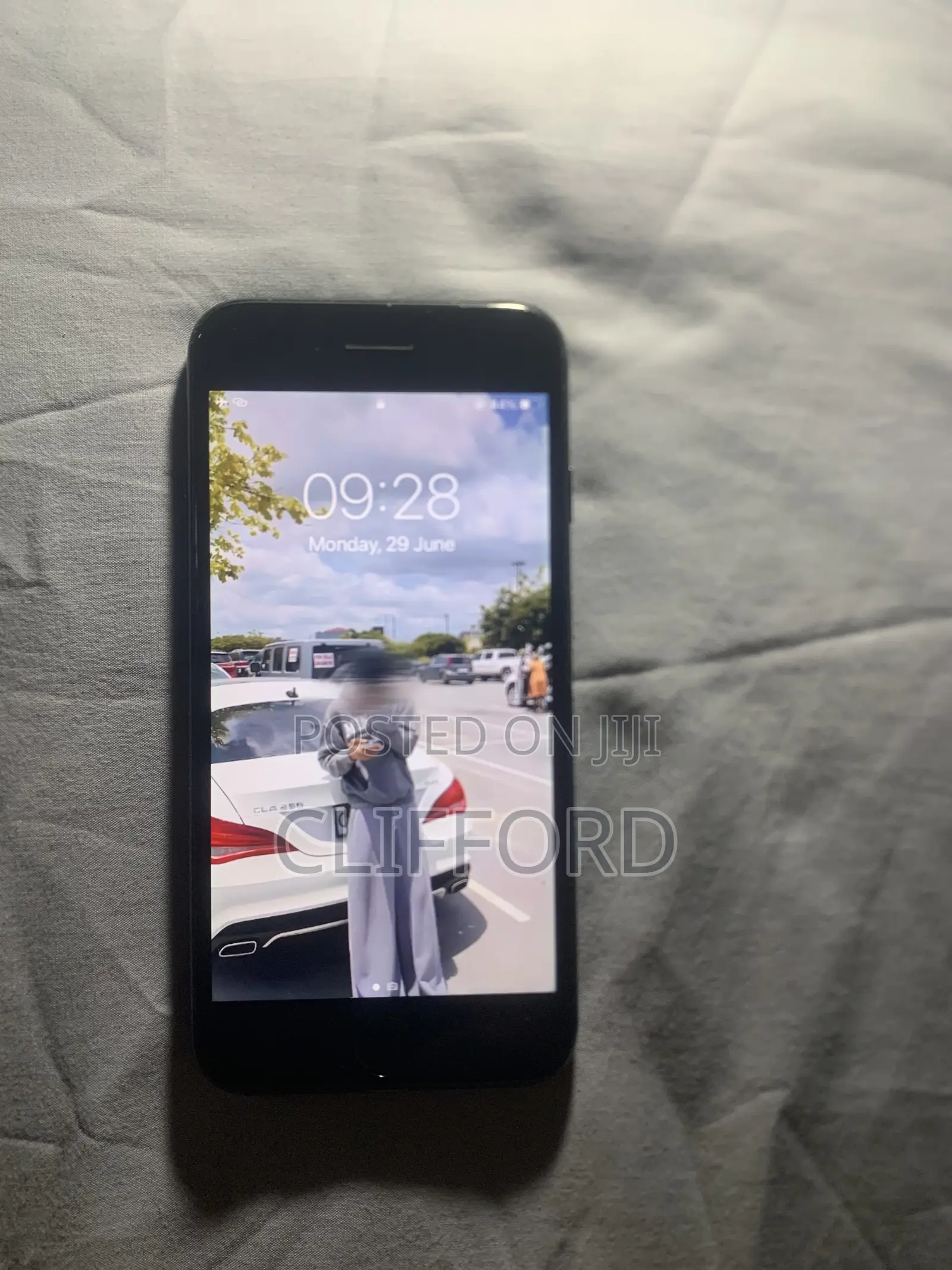 Apple iPhone 7 32 GB Black