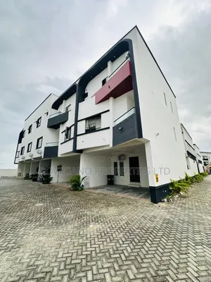 2bdrm Duplex in Ikota for rent