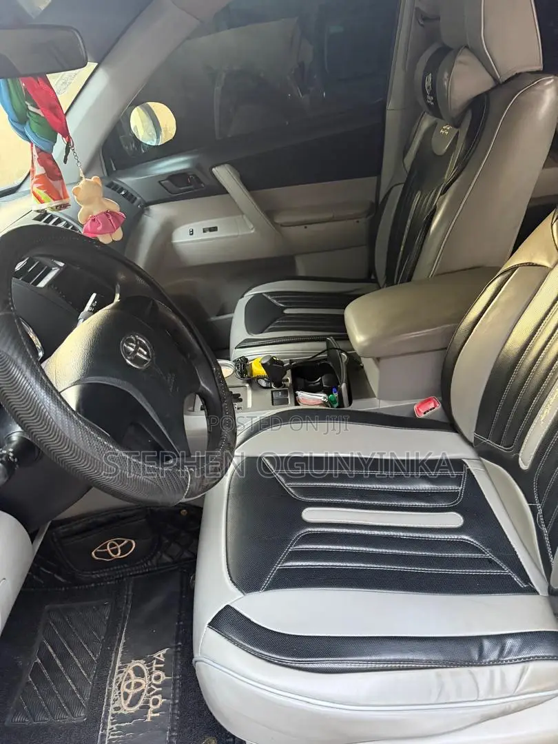 Toyota Highlander 2009 Gray