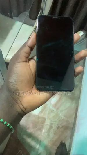 Apple iPhone XS Max 64 GB Gold