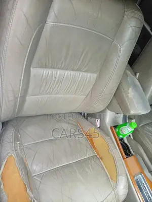 Infiniti QX4 2001 Gold