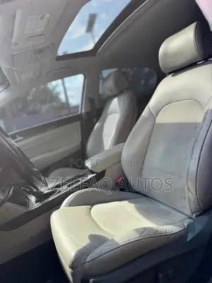 Hyundai Sonata Sport Sedan FWD (2.4L 4cyl 6A) 2017 Silver
